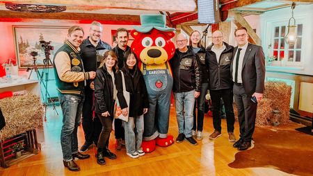 Gruppe Karl Erdbeerdorf